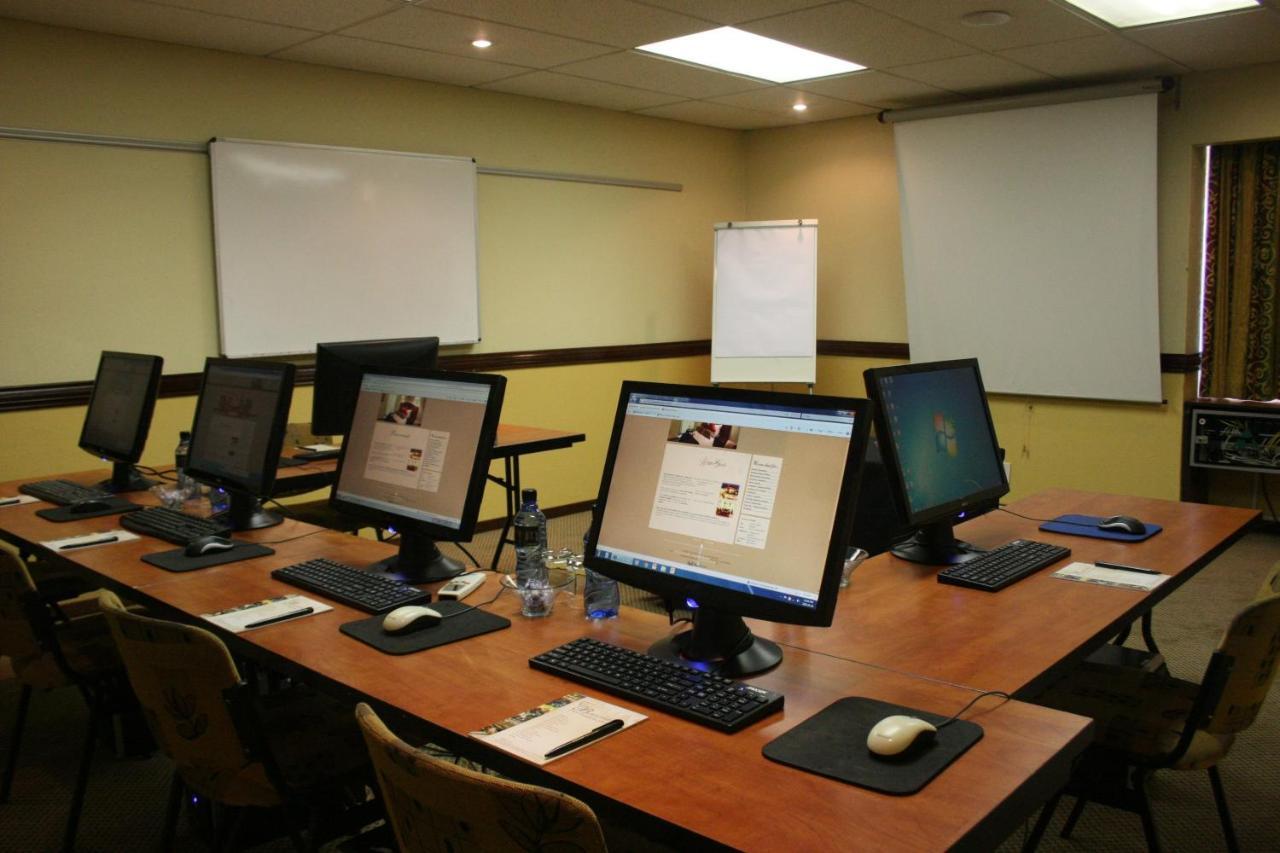Benvenuto Hotel & Conference Centre Johannesbourg Extérieur photo
